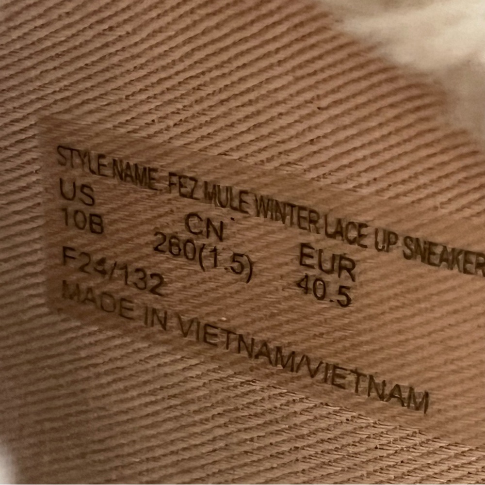 (EUC) Kate Spade Fez Mule Winter Lace-Up White and Tan Fur-Lined Sneakers Sz 10 - Picture 8 of 8